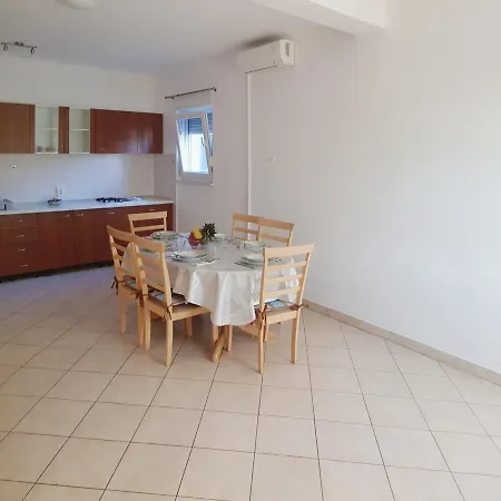 Petra Apartment