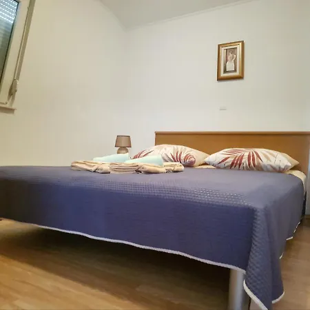 Apartment Petra *